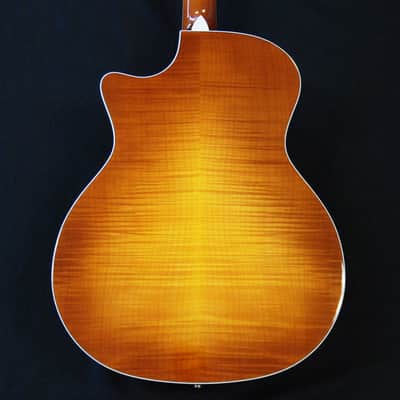 Taylor  614ce Honeyburst NOS image 4