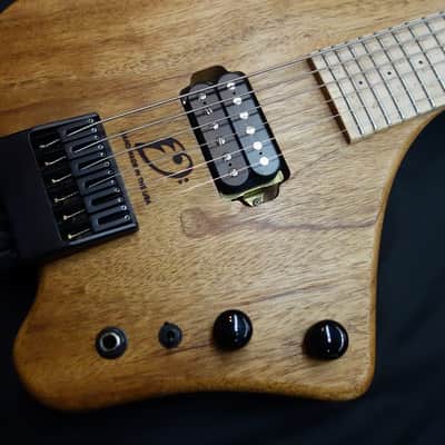 Wing Instruments 6-String Classic Wing Guitar Mahogany Body Maple Fingerboard image 2