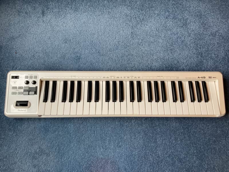 Roland A-49 MIDI Keyboard Controller 2014 - 2021 White image 1
