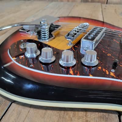 Silvertone Model 1445 1960s MIJ w/ original case - Sunburst image 22