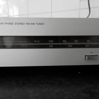 Harman Kardon TU-610 Linear Phase Stereo FM/AM Tuner (1984) image 3