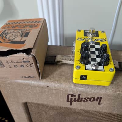 DigiTech CabDryVR Dual Cabinet Simulator 2010s - Yellow/Black/White image 2