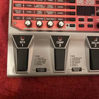 Boss ME-20B Bass Multi-Effect Unit 2007 - 2017 - Silver / Red image 2