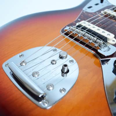 Fender American Vintage '62 Jaguar 2000 - 2012 - 3-Color Sunburst image 9