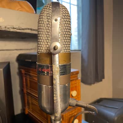 RCA 77-D Ribbon Microphone 1945 - 1955 - Silver / Red Badge image 6