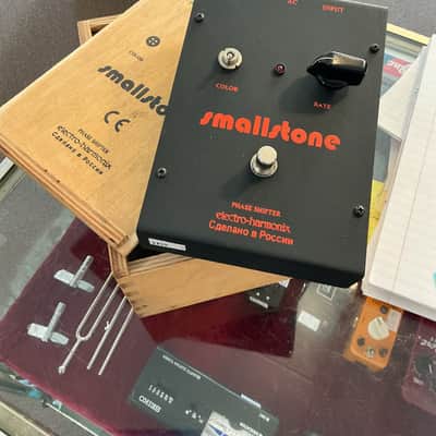 Electro-Harmonix smallstone フェイザー　ロシアン筐体 Electro-Harmonix smallstone フェイザー ロシアン筐体