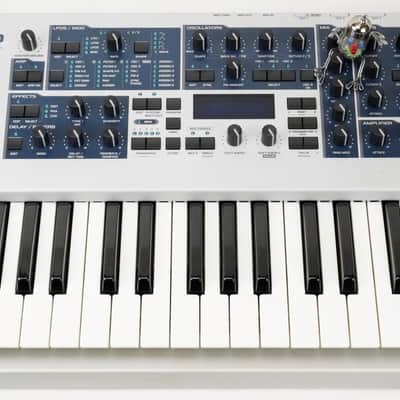 Access Virus Indigo 2 Synthesizer Keyboard + Fast Neuwertig+OVP + 1,5J Garantie image 4