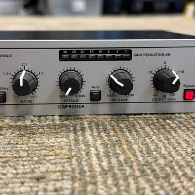 dbx 266XS 2-Channel Compressor/Gate, 1U Rack Space Processor, Excellent Condition image 5