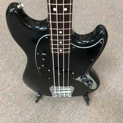1978 Fender Mustang Bass with Rosewood Fretboard with Chip Case - Black image 5