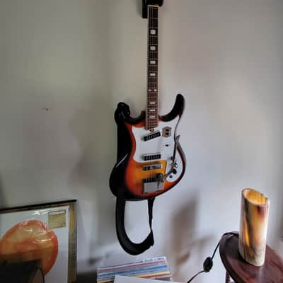 Silvertone Electric Guitar 319.14409 Silvertone Electric Guitar 319.14409 1960's-early 1970's - Sunburst image 1