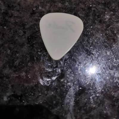 Fender Vintage Guitar Pick 1970's (uncircled "R") White Celluloid image 2