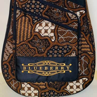 Blueberry Authentic Batik Gig Bag - Extra Sturdy Padding for Comfort and Protection image 1