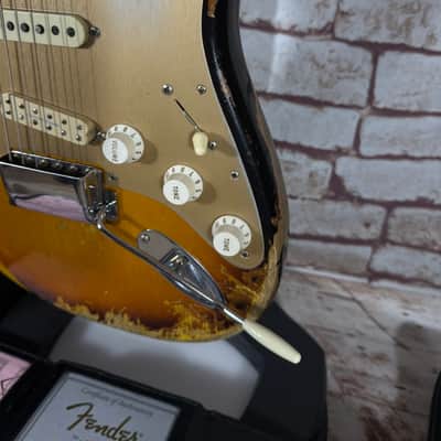 Fender Custom Shop Stratocaster LIMITED EDITION Big Head 1966 Super Heavey Relic Tri-Color-Sunburst image 5