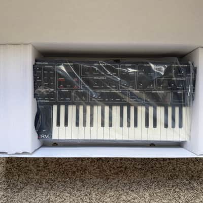 Sequential Fourm 4-voice Polyphonic Synthesizer image 5