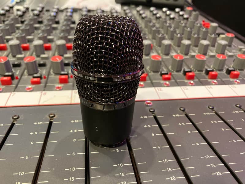 Telefunken M81 WH image 1