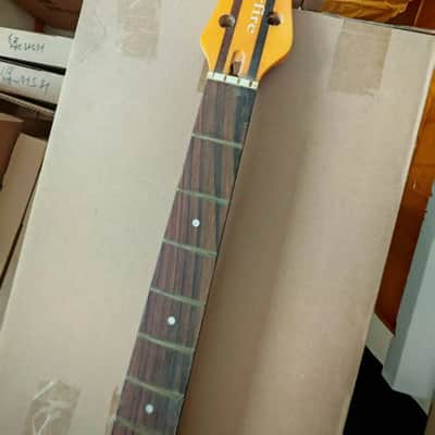 Left Handed 4 String Bass, Basswood Body, Maple Neck Through image 5