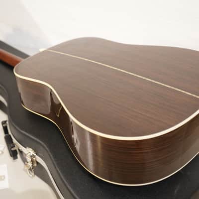 Martin D28 Sunburst 2022 - Sunburst image 8