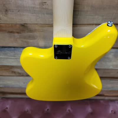 Squier Limited Edition FSR Affinity Jaguar - Graffiti Yellow image 12