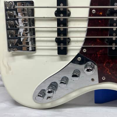 Sire Marcus Miller V7 5-String J-Style Electric Bass image 5