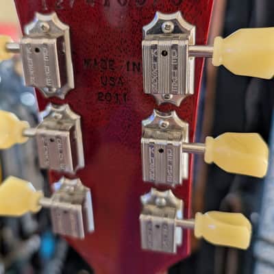 Gibson Les Paul Classic Plus Heritage Cherry Burst 2012 image 8