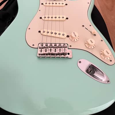 Fender FSR Special Edition Classic Series '60s Stratocaster 2014 - 2015 - Surf Green image 2