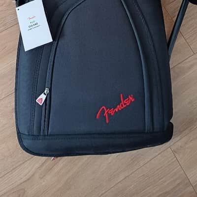 Fender Vintera '60s Mustang Bass 2021 75th anniversary 3-Color Sunburst image 5