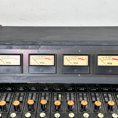 Yamaha PM-1000 16-Channel 4-Bus Mixing Console 1970s - Black image 3
