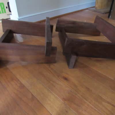 Back tilted walnut speakers stands for Large Advent speakers - Made to order image 4