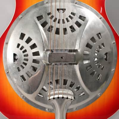 Regal RD-40V Studio Series Round Neck Resonator Cherry Sunburst image 11