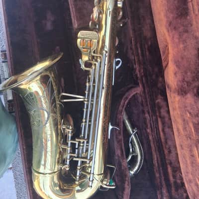 Buescher 400 top hat and cane alto saxophone 1955 - Lacquer image 19