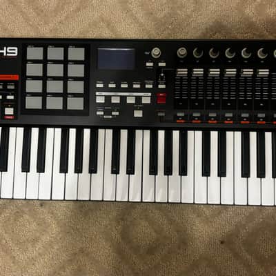 Akai MPK49 2010s - Black
