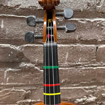 Cremona 4/4 Violin Outfit w/ Bow, Case & Shoulder Rest – Used image 5