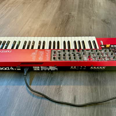 Nord Lead 4 Polyphonic Synthesizer - Excellent Condition image 8