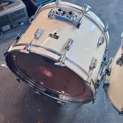 Pearl Power Mate Fiberglass Drum Set 1970s - White image 5