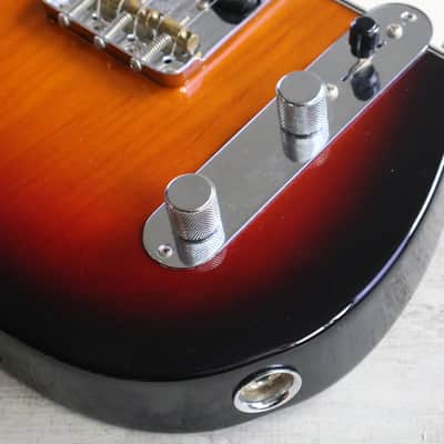 2017 Fender USA American Professional Telecaster (Sunburst) image 3