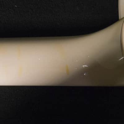 Gibson L4 10th Anniversary - Diamond White/Engraved Gold image 13