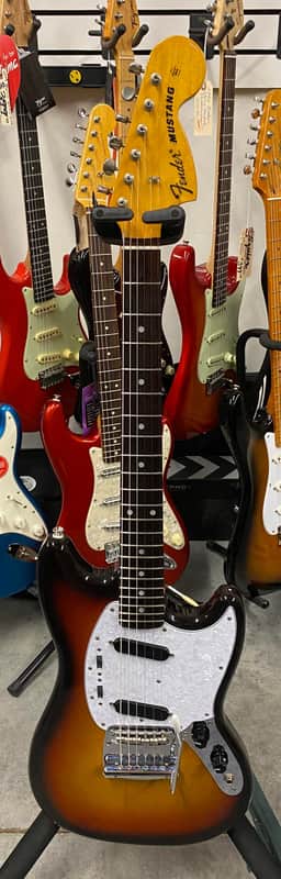 Fender Mustang 2006-2008 - Modded Seymour Duncan Antiquity P/Us - New Fender Gig Bag Included! image 1