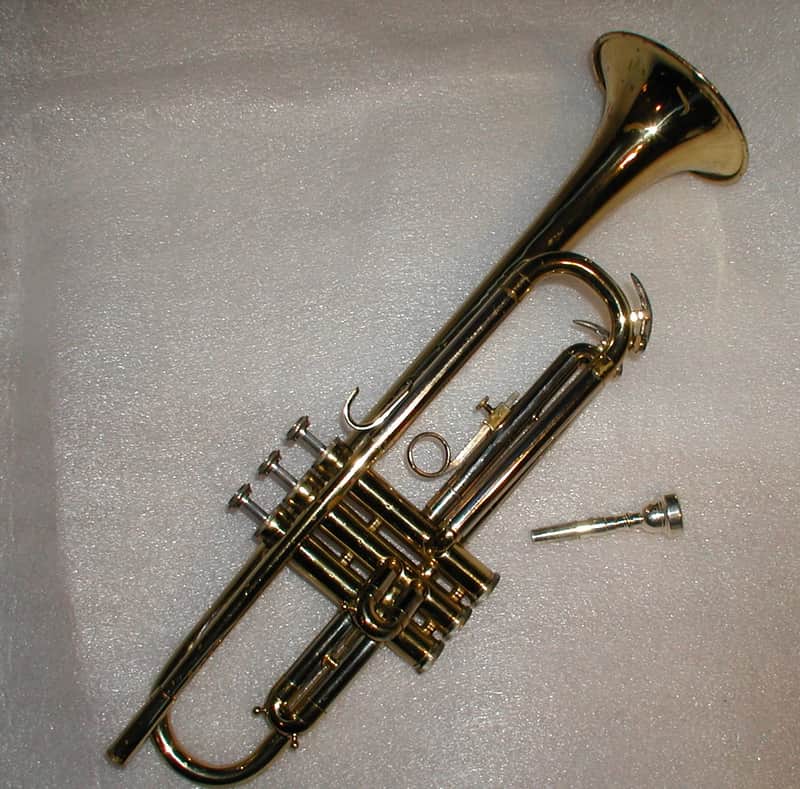 Blessing Scholastic Brass Trumpet, USA image 1