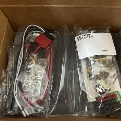 EMG - 81/60 Set - Red - Active - Solderless image 7