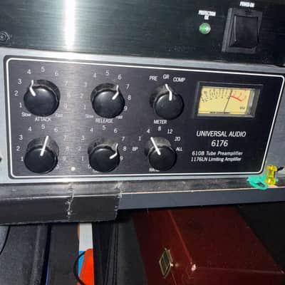 Universal Audio 6176 Channel Strip 2003 - Present - Silver image 2