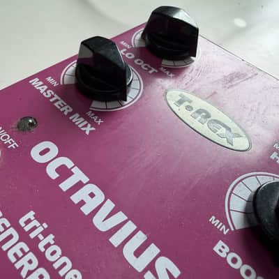 T-Rex Octavius 2014 - Purple image 2