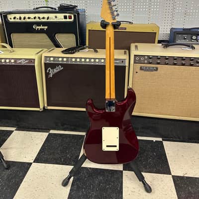 Fender MIM Standard Stratocaster with Maple Fretboard 2001 Midnight Wine image 8