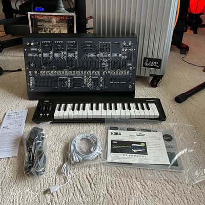 ARP Synthesizers 2600 M LTD Synthesizer With Case and MicroKEY2 37-Key Controller