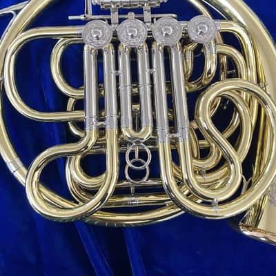 New Alexander 503MAL Double French Horn in Yellow Brass,Lacquered, Detachable Bell Flare;with Mouthpiece, Care Kit image 4