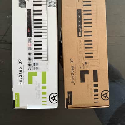 **LIKE NEW-IN BOX-ONE OWNER-Arturia KeyStep 37 MIDI Controller 2021 - 2025 - White image 14
