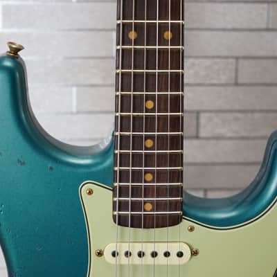 Fender Custom Shop 2025 61' Stratocaster Heavy Relic - Aged Ocean Turqouise over 3-Color Sunburst image 3