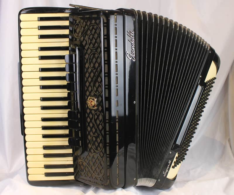 6599 - Black Scandalli Super VI 4S Vintage 1960s Piano Accordion