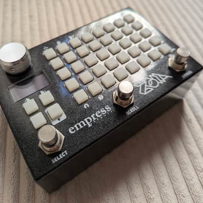 Empress Zoia Compact Grid Controller 2010s - Black image 2