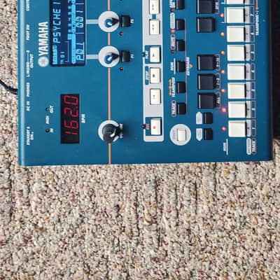 Yamaha RM1x Sequence Remixer 2000s - Blue