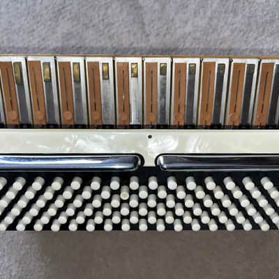 Settimio Soprani Contino Model 132 Piano Accordion 1955 - White Pearl image 10